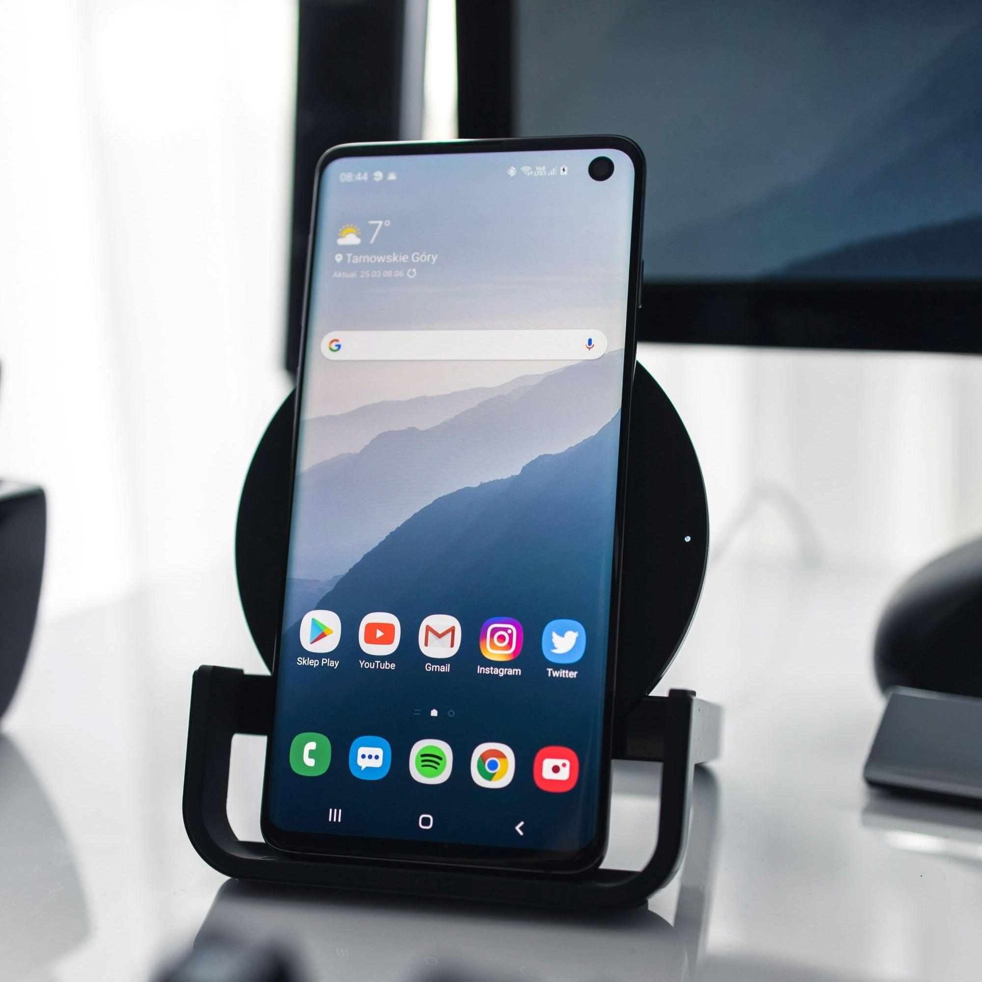 Phone Stands & Holders