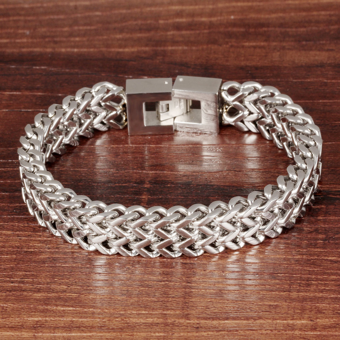 Elegant N790 Bracelets: Perfect for Every Occasion