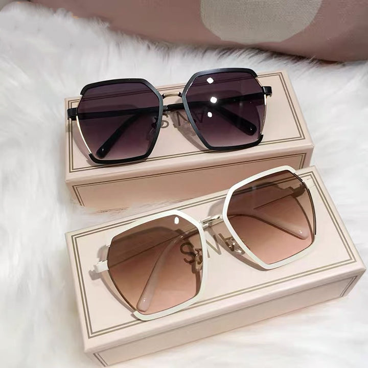 UV400 Protection & Style Vintage Half-Frame Sunglasses
